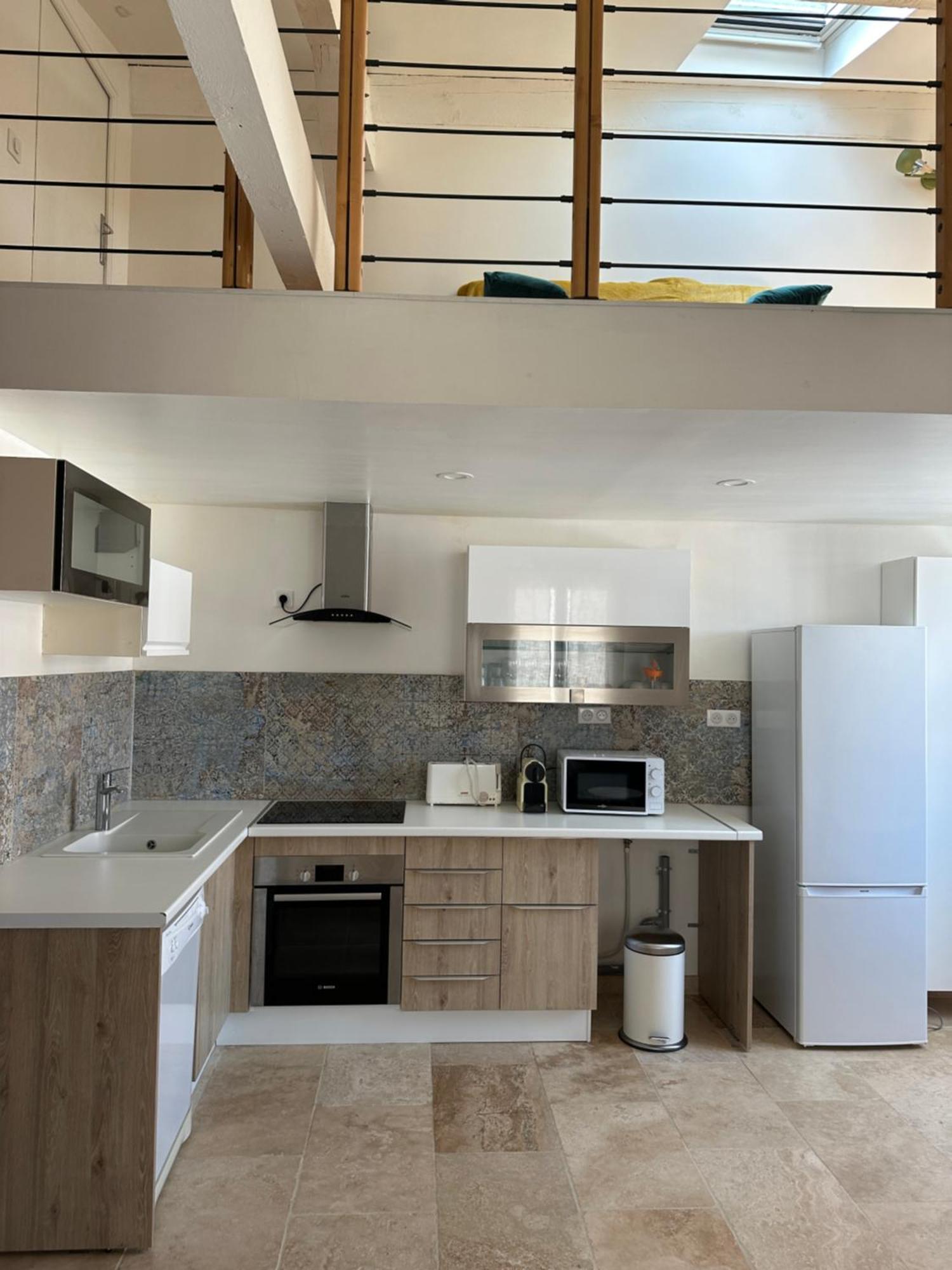 Appartement Avec Vue Sur L Eglise Des Saintes Exterior foto